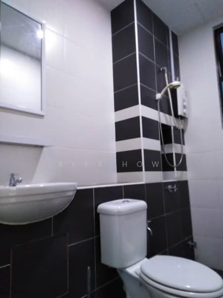 Pangsapuri untuk Disewa di Seri Austin Residence (Pangsapuri Seri Austin) - Alex How - Bathroom - PropertyGuru.com.my