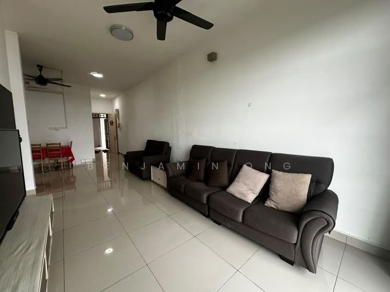 Pangsapuri untuk Dijual di Nusa Heights (Nusa Puncak) - Benjamin Ong - Living Room - PropertyGuru.com.my