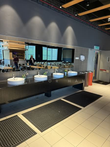 Pejabat untuk Disewa di KL City Centre (Kuala Lumpur) - Victor Han - Bathroom - PropertyGuru.com.my