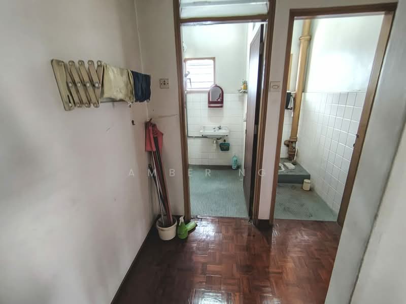 2-storey Terraced House for Rent in Jalan Ipoh (Kuala Lumpur) - Amber Ng - Bathroom - PropertyGuru.com.my