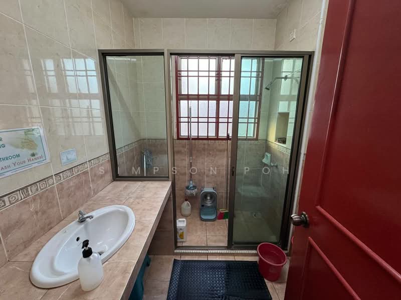 Rumah Berkembar untuk Dijual di Bukit Indah (Iskandar Puteri (Nusajaya)) - Simpson Poh - Bathroom - PropertyGuru.com.my