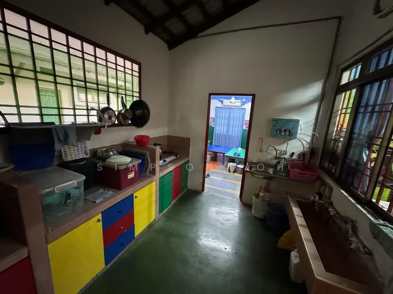 Rumah Berkembar untuk Dijual di Bukit Indah (Iskandar Puteri (Nusajaya)) - Simpson Poh - Kitchen - PropertyGuru.com.my