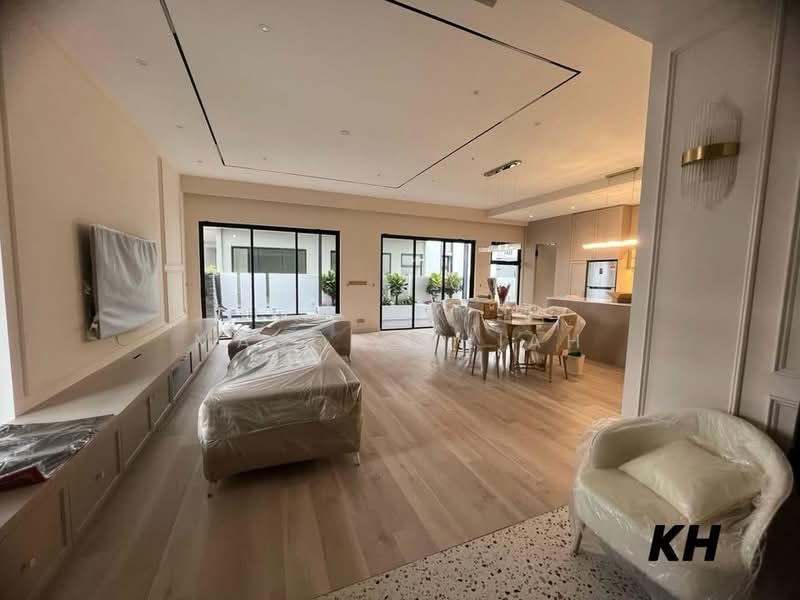 Semi-Detached House for Sale in Kota Kemuning (Shah Alam) - Mason Chiah - Living Room - PropertyGuru.com.my