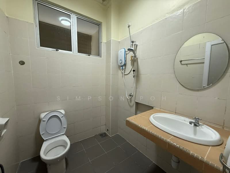 Rumah Teres 2-Tingkat untuk Dijual di Taman Nusa Idaman (Iskandar Puteri (Nusajaya)) - Simpson Poh - Bathroom - PropertyGuru.com.my