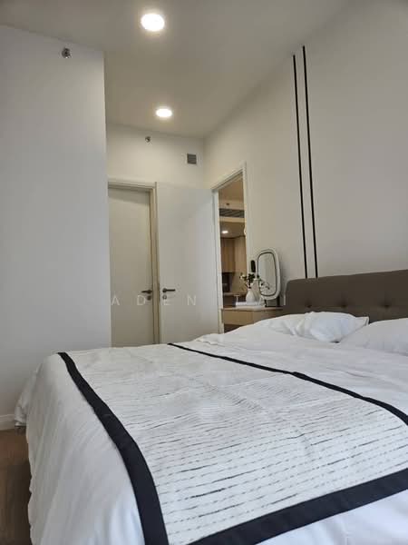 Service Residence for Sale at TRX Residences - Aden Tai - Bedroom - PropertyGuru.com.my
