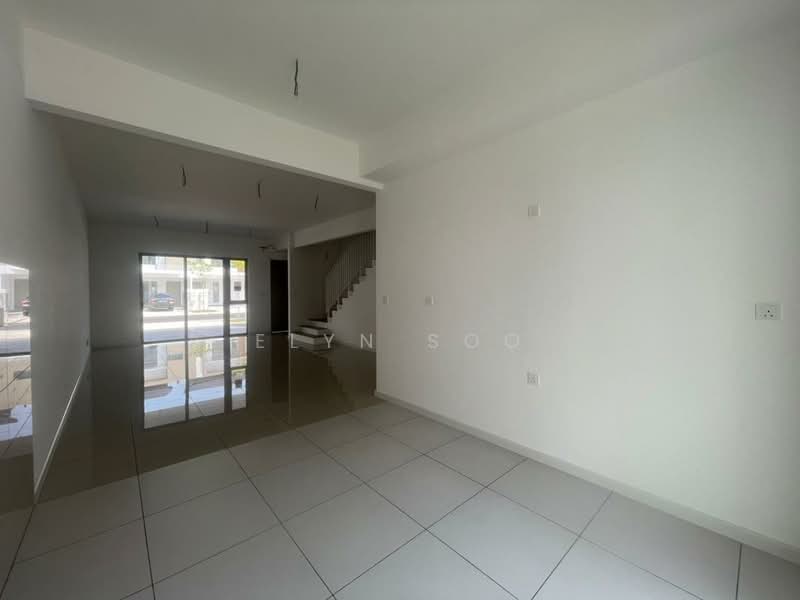 2-storey Terraced House for Rent in Bandar Gamuda Cove (Dengkil) - Elyn Soo - Living Room - PropertyGuru.com.my