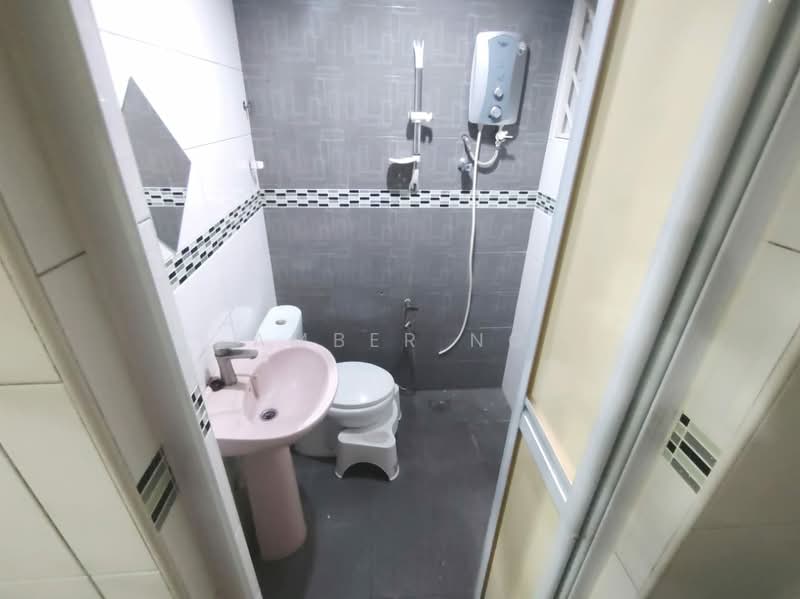 Rumah Teres 2-Tingkat untuk Dijual di Wangsa Melawati (Wangsa Maju) - Amber Ng - Bathroom - PropertyGuru.com.my