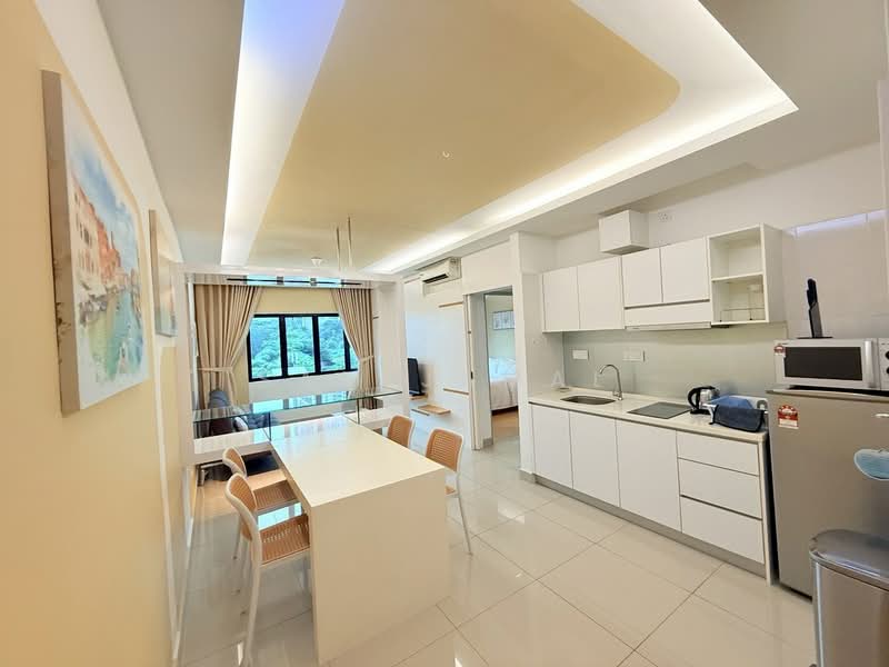 Servis Apartment untuk Dijual di Hedgeford 10 Residences - Sam Jamal - Kitchen - PropertyGuru.com.my