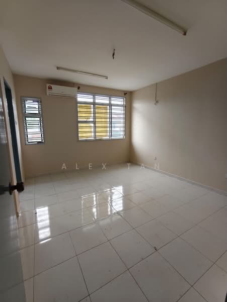 2-storey Terraced House for Sale in Nusantara Prima (Gelang Patah) - ALEX TAN - PropertyGuru.com.my