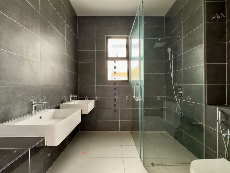 Semi-Detached House for Sale in Setia Utama (Setia Alam) - CY Chan Yew Sing - Bathroom - PropertyGuru.com.my