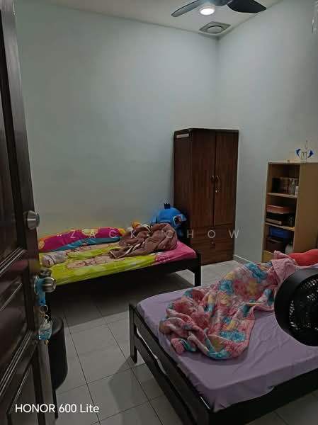 Rumah Teres 1 Tingkat untuk Dijual di Taman Senai Utama (Kulai) - Zack Chow - Bedroom - PropertyGuru.com.my