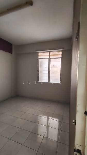 Flat for Sale at Sri Mewah (Kampung Aman 1) - jess ng - Interior - PropertyGuru.com.my