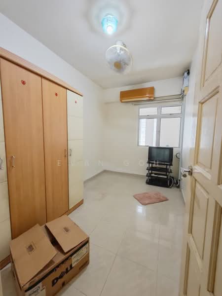 Rumah Teres 2 Tingkat untuk Disewa di Taman Meranti Jaya (Puchong) - Evan Goh - Bedroom - PropertyGuru.com.my