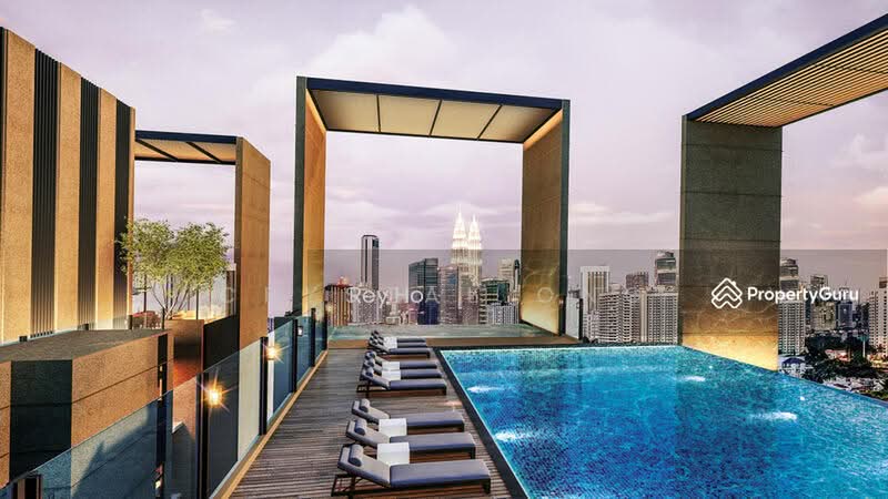 Kondominium untuk Dijual di Ayanna Resort Residences - Crystal Ong - Pool - PropertyGuru.com.my