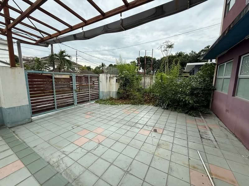Rumah Banglo untuk Dijual di Taman Ampang Utama (Ampang) - Terry Law - PropertyGuru.com.my