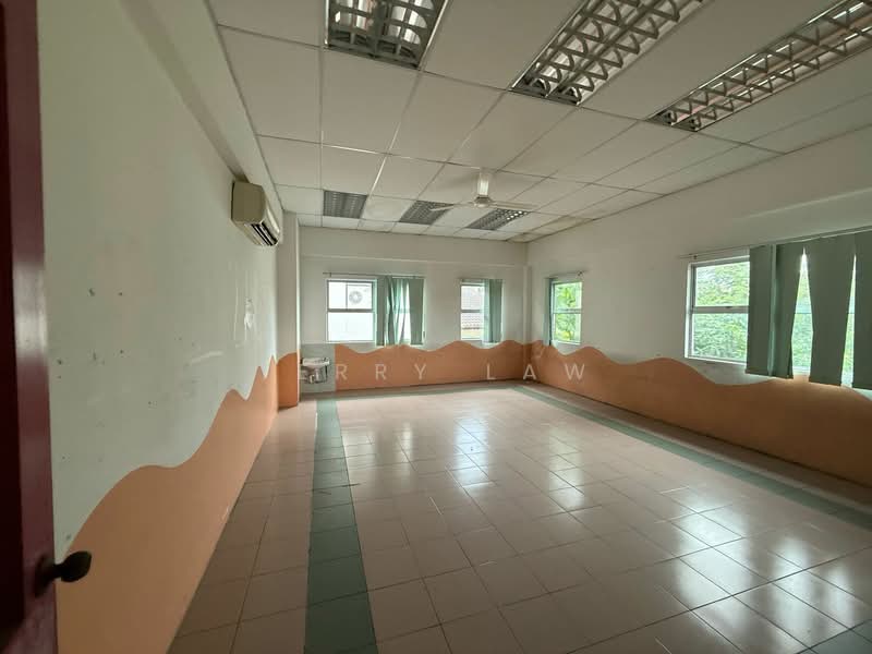 Rumah Banglo untuk Dijual di Taman Ampang Utama (Ampang) - Terry Law - PropertyGuru.com.my