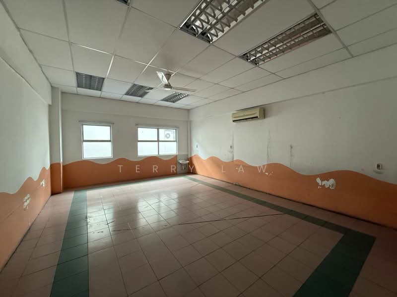 Rumah Banglo untuk Dijual di Taman Ampang Utama (Ampang) - Terry Law - PropertyGuru.com.my