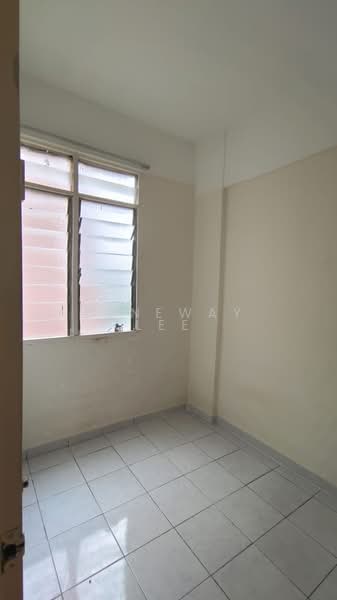 Flat for Sale at Sri Mewah (Kampung Aman 1) - Juneway Lee - Interior - PropertyGuru.com.my