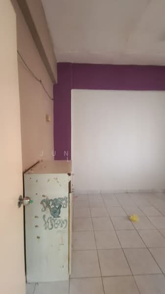 Flat for Sale at Sri Mewah (Kampung Aman 1) - Juneway Lee - Interior - PropertyGuru.com.my