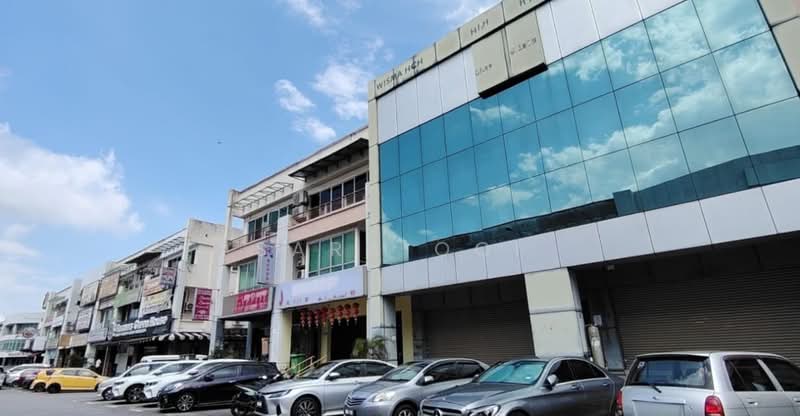 Shop / Office for Sale in Bandar Bukit Tinggi (Klang) - Sara Ooi - Exterior - PropertyGuru.com.my
