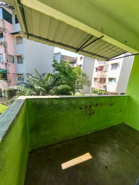 Rumah Flat untuk Dijual di Balau - Yucong . - Balcony - PropertyGuru.com.my