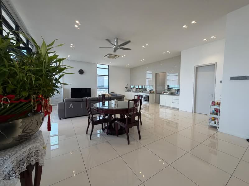Kondominium untuk Dijual di Waltz Residences - Aiden Chia - Living Room - PropertyGuru.com.my
