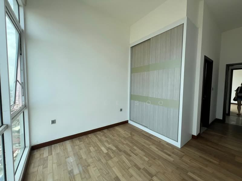 Kediaman Servis untuk Dijual di Paragon Suites @ CIQ - Vince Soo - Bedroom - PropertyGuru.com.my