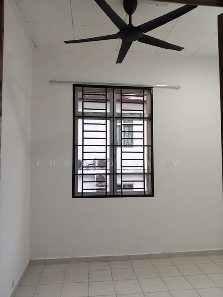 Rumah Teres 2 Tingkat untuk Disewa di Taman Desa Tebrau (Tebrau) - Edward Siow - Interior - PropertyGuru.com.my