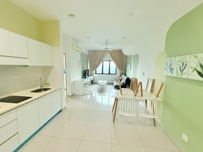 Servis Apartment untuk Dijual di Hedgeford 10 Residences - Sam Jamal - Living Room - PropertyGuru.com.my