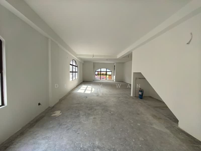 Shop for Rent in Kota Damansara (Selangor) - Desley Wan - Interior - PropertyGuru.com.my