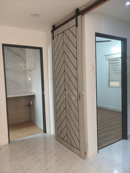 Pangsapuri untuk Disewa di Residensi Hijauan Lumayan - Wan Hung Liew - Interior - PropertyGuru.com.my