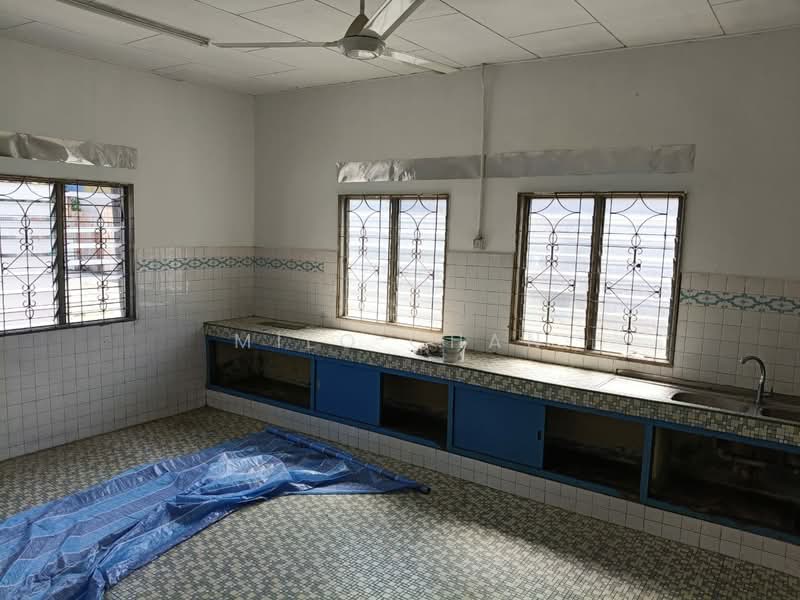 Industrial Land for Rent in Bukit Rimau (Shah Alam) - Milo Chan - Kitchen - PropertyGuru.com.my