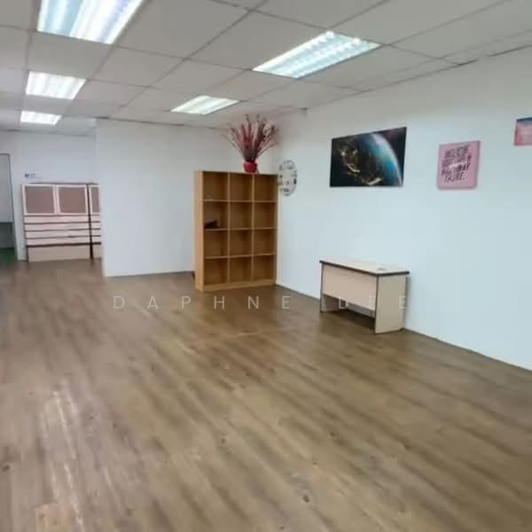 Kedai / Pejabat untuk Disewa di Taman Molek (Johor Bahru) - Daphne Lee - Interior - PropertyGuru.com.my