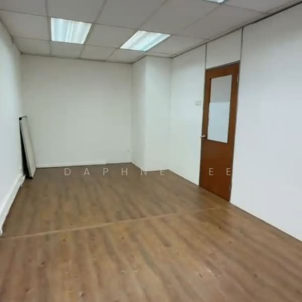 Kedai / Pejabat untuk Disewa di Taman Molek (Johor Bahru) - Daphne Lee - Interior - PropertyGuru.com.my