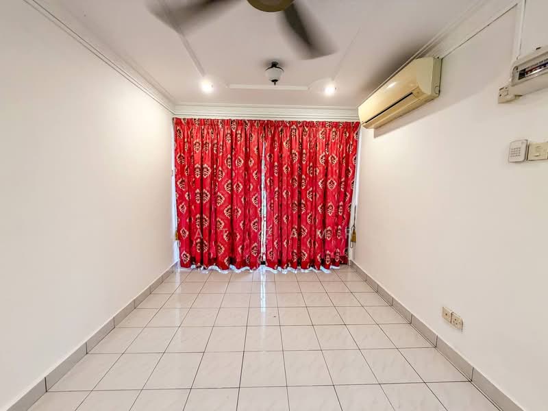 2-storey Terraced House for Sale in Seksyen 20 (Shah Alam) - Izzat Zamros - PropertyGuru.com.my