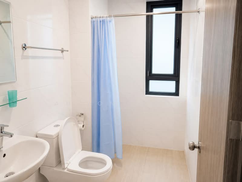 Kediaman Servis untuk Disewa di Country Garden Central Park - Au Yong Lucy - Bathroom - PropertyGuru.com.my