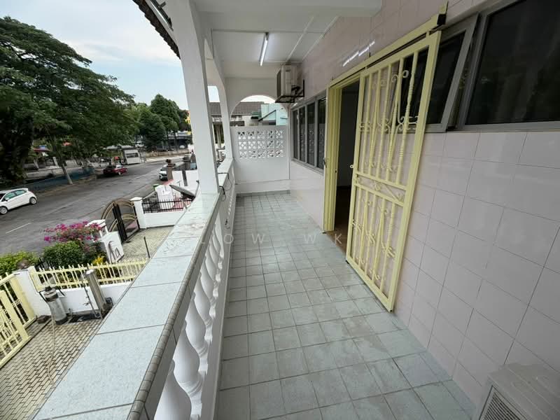 2-storey Terraced House for Sale in Bandar Baru Sri Petaling (Sri Petaling) - LOW WK - Balcony - PropertyGuru.com.my