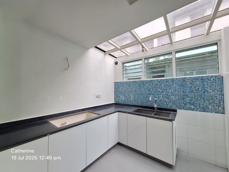 Rumah Teres 2.5 Tingkat untuk Dijual di Putra Heights (Subang Jaya) - Catherine Tan - Kitchen - PropertyGuru.com.my