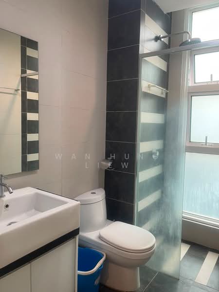 Apartment for Sale at Central Residence @ Sungai Besi - Wan Hung Liew - Bathroom - PropertyGuru.com.my