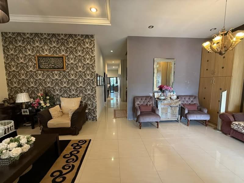 Rumah Berkembar untuk Dijual di Kuching (Sarawak) - Alfred Chua - Living Room - PropertyGuru.com.my