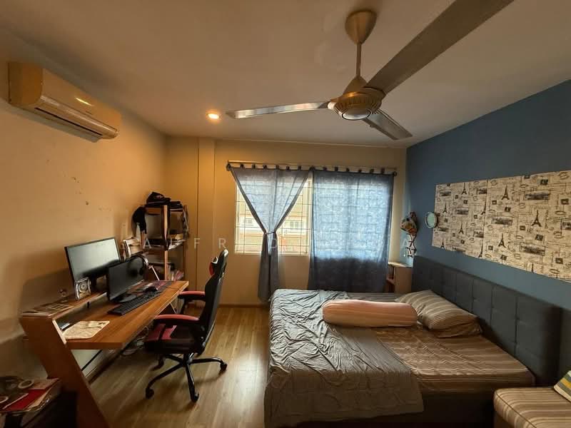 Rumah Berkembar untuk Dijual di Kuching (Sarawak) - Alfred Chua - Bedroom - PropertyGuru.com.my