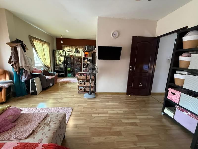 Rumah Berkembar untuk Dijual di Kuching (Sarawak) - Alfred Chua - Living Room - PropertyGuru.com.my