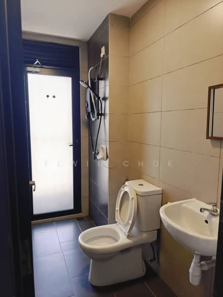 Servis Apartment untuk Dijual di Yale Suites @ EduSentral - Elwin Chok - Bathroom - PropertyGuru.com.my