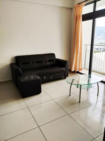 Kondominium untuk Disewa di The Promenade - Jerry Tan - Living Room - PropertyGuru.com.my