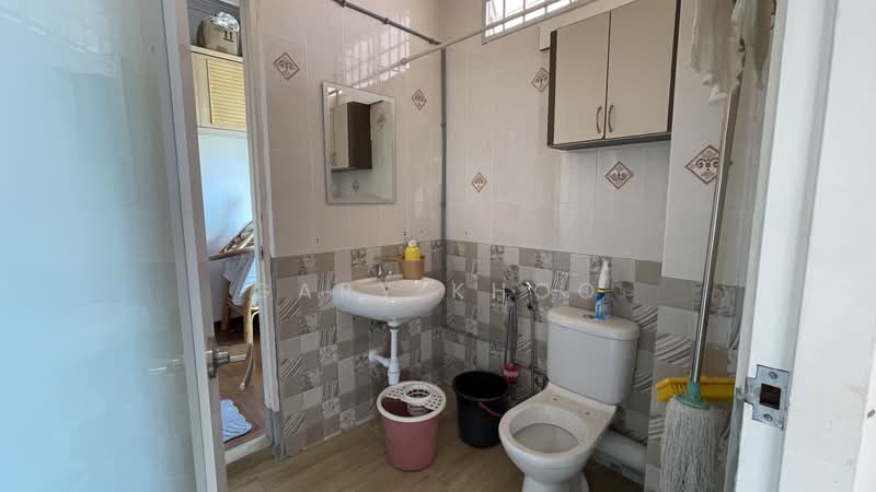 Rumah Teres 2 Tingkat untuk Dijual di Tanjung Bungah (Penang) - Gary Khoo - Bathroom - PropertyGuru.com.my