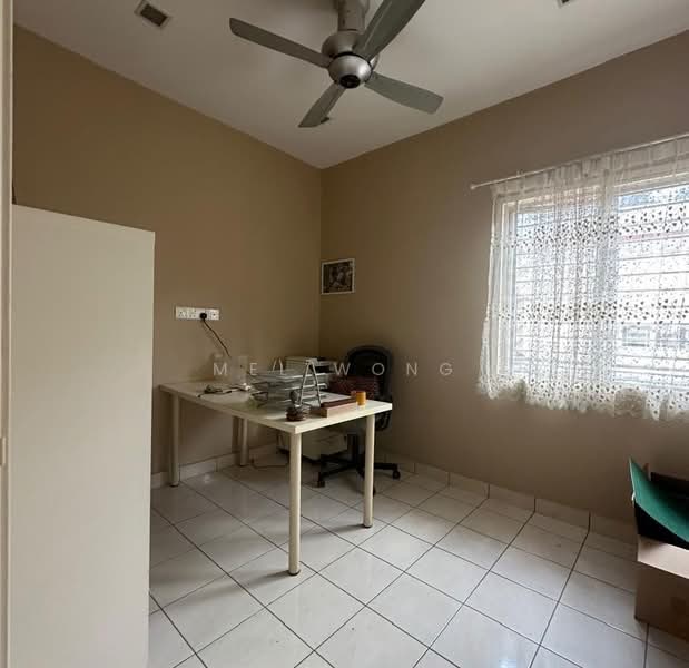 Rumah Teres untuk Dijual di Kayu Ara (Selangor) - Mel Wong - Study - PropertyGuru.com.my