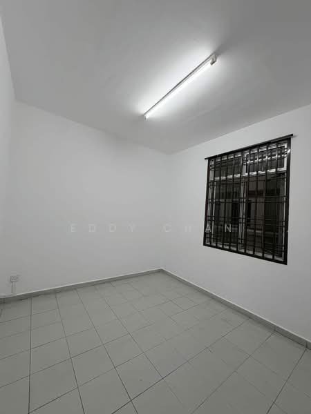 Pangsapuri untuk Dijual di Lake View Suites - Eddy Chan - Interior - PropertyGuru.com.my