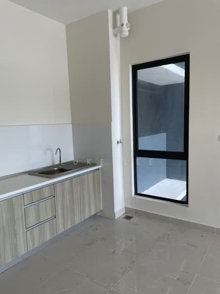 Servis Apartment untuk Dijual di Core Soho Suite - Lee Luke - PropertyGuru.com.my
