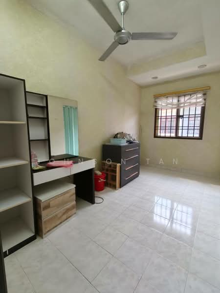 Terraced House for Sale in Taman Mutiara Rini (Skudai) - Johnson Tan - Bedroom - PropertyGuru.com.my