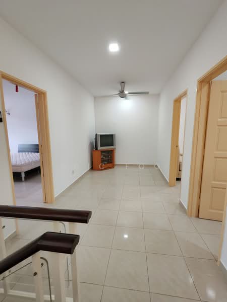 Rumah Teres 2 Tingkat untuk Disewa di Taman Meranti Jaya (Puchong) - Eric Foo - Corridor - PropertyGuru.com.my